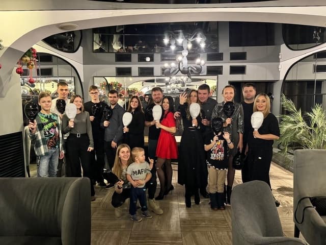 Истинные лица — главное фото