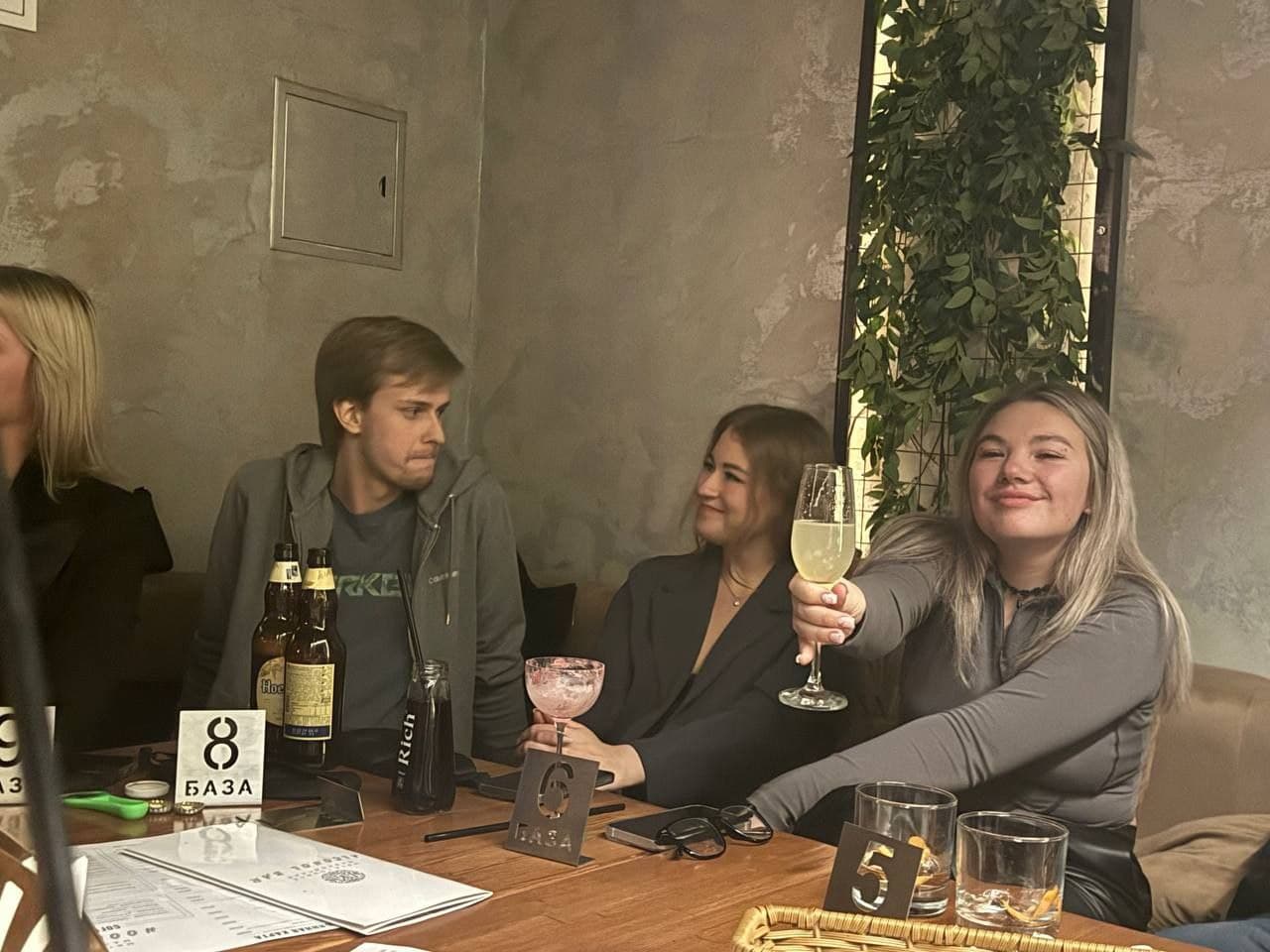 БАЗА — главное фото