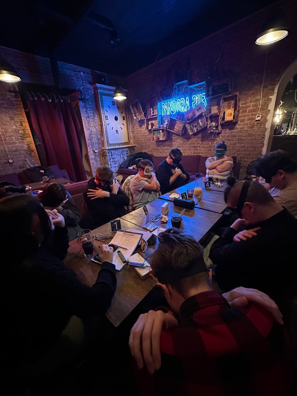 2LA Noire — главное фото