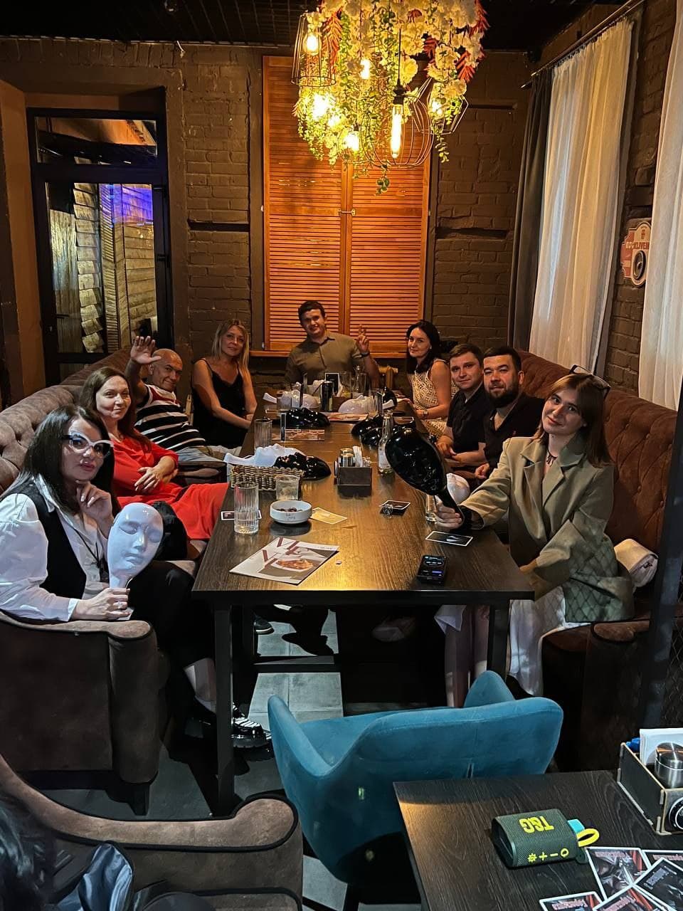 МАФИЯ ДЛЯ ПЕРЕГОВОРЩИКОВ — главное фото