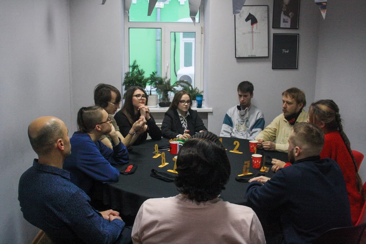 BAD RED — главное фото