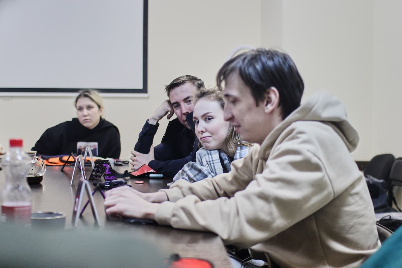 Eclipse — главное фото