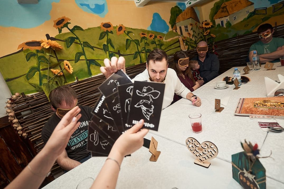 District 10 — главное фото